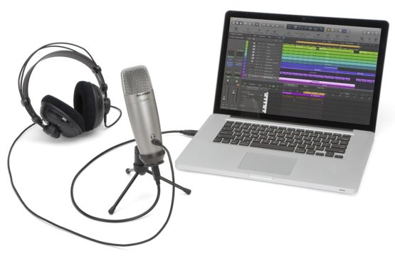 Samson C01U Pro - USB Studio Condenser Microphone with a Headphone Output for Zero-Latency Monitoring - Silver - Image 4