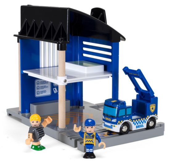 BRIO World Police Station for Kids Age 3 Years Up - Compatible with all BRIO Train Sets & Accessories - Image 3