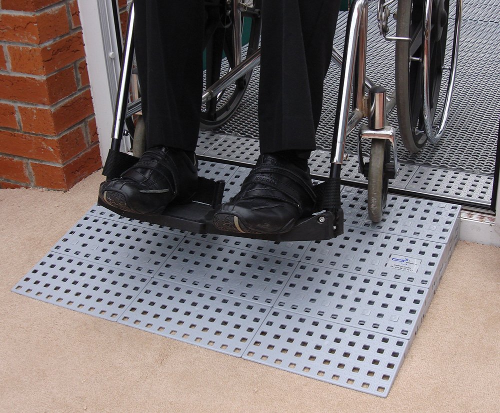 NRS Healthcare 250 mm Modular Threshold Ramp Kit, Clear, 36mm High - Image 2
