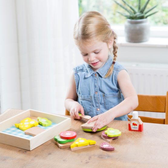 New Classic Toys 10591 Wooden Pretend Play Kids Lunch Picnic Box Cooking Simulation Educational Perception Toy for Preschool Age Toddlers Boys Girls, Multi Color - Image 3