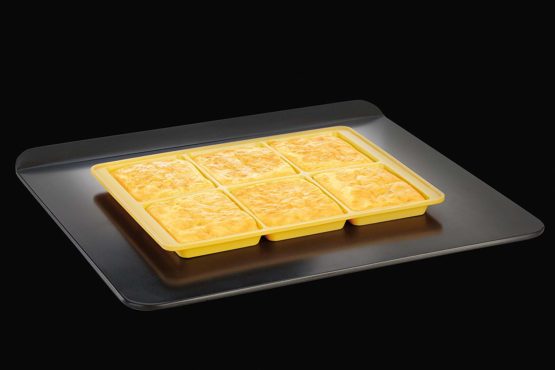 Tescoma Pan for 6 Waffles Delicia Silicone, Assorted, 27.5 x 21.5 x 2 cm - Image 3