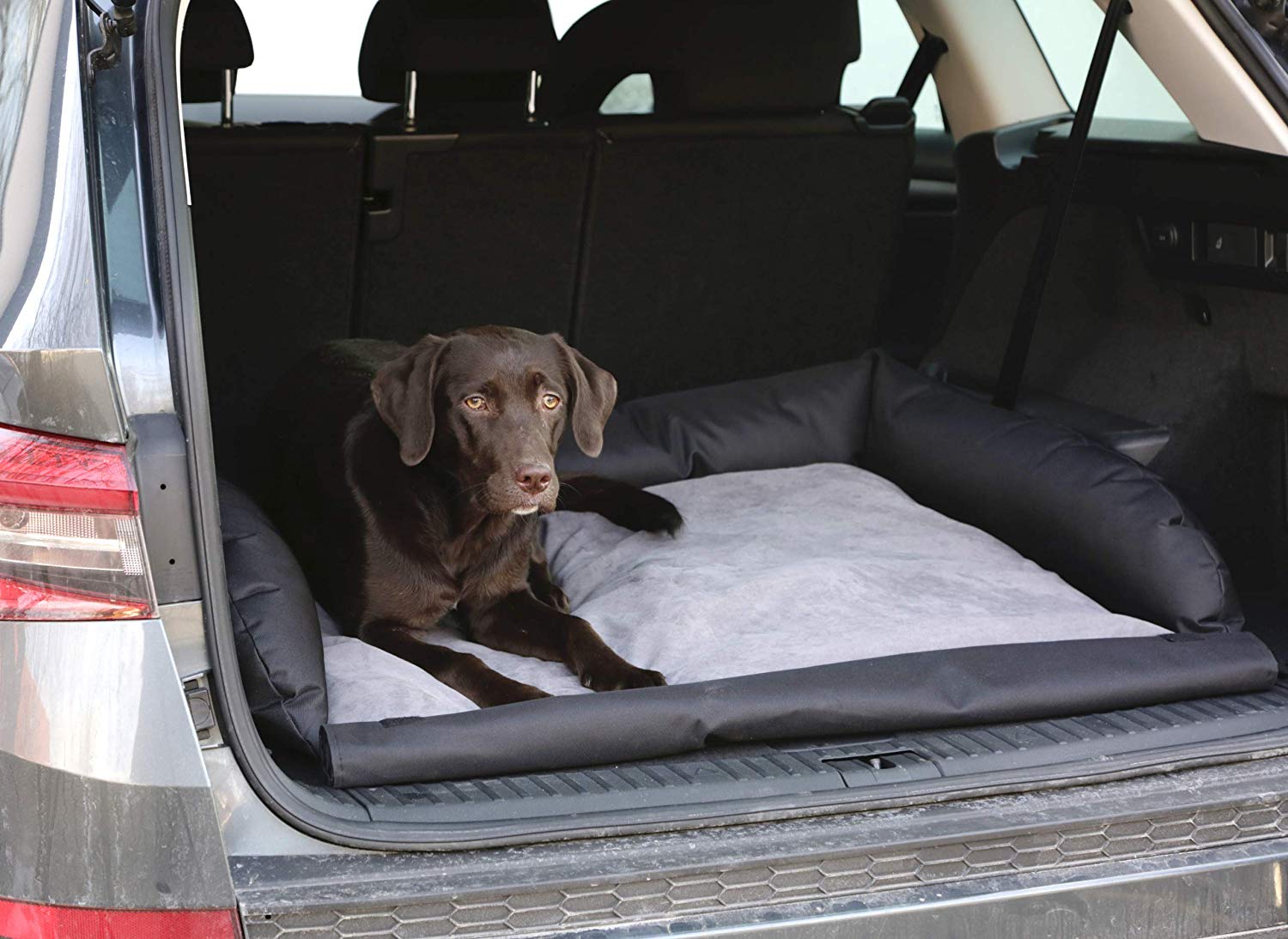 Kerbl Dog Car Bed, 80 x 60 cm, Black, 80 x 60 x 15 cm (L x W x H) - Image 3