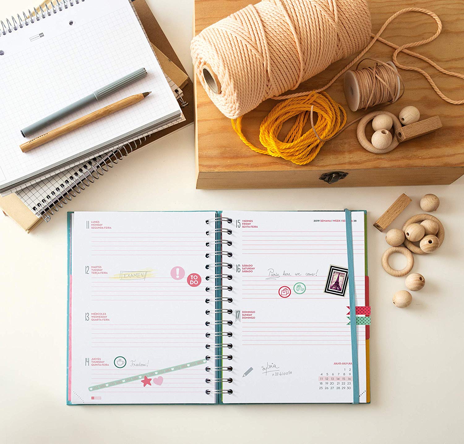 Miquelrius - Academic Diary 2019-2020 Week to View Spanish 155 x 215 mm, Malabar - Image 2