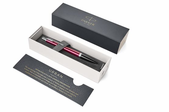 Parker Urban Ballpoint Pen | Vibrant Magenta | Medium Point Blue Ink | Gift Box - Image 3