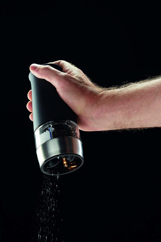 MasterClass MCSNPEMILL 2 in 1 Electric Salt and Pepper Mill with Adjustable Setting, Plastic, Black, 0.328cm x 6.0cm x 6.0cm x 17.0cm - Image 3