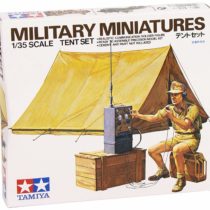 Tamiya 300035074 – 1:35 WWII Diorama Set Tent with Radio (1)