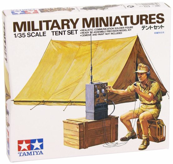 Tamiya 300035074 – 1:35 WWII Diorama Set Tent with Radio (1)