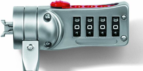 MasterLock 2120E 1.8m x 5mm Combi Computer Cable Lock - Image 2