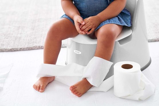 OXO Tot 2-in-1 Go Sitting – Dark Grey - Image 4