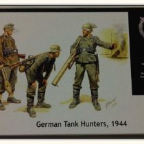 Masterbox 1:35 Scale German Tank Hunters 1944 Figure
