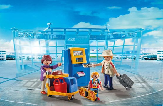 Playmobil 5399 City Action Family at Check-In - Image 3
