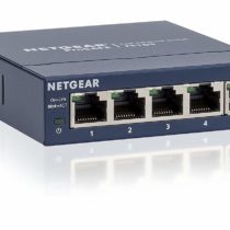 NETGEAR 5-Port Fast Ethernet 10/100 Unmanaged Switch (FS105) Desktop and ProSAFE Lifetime Protection, Blue
