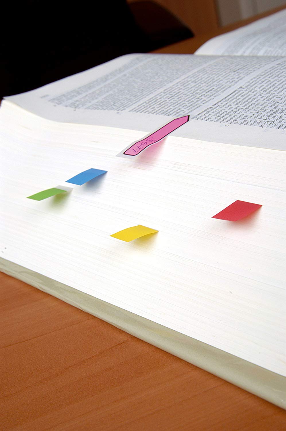 Post-it Index Small Flags,Value Pack, Pack of 8 Pads + 2 Arrow Pads Free, 328 Flags per Pad,11.9 mm x 43.2 mm, Yellow, Red - Image 3