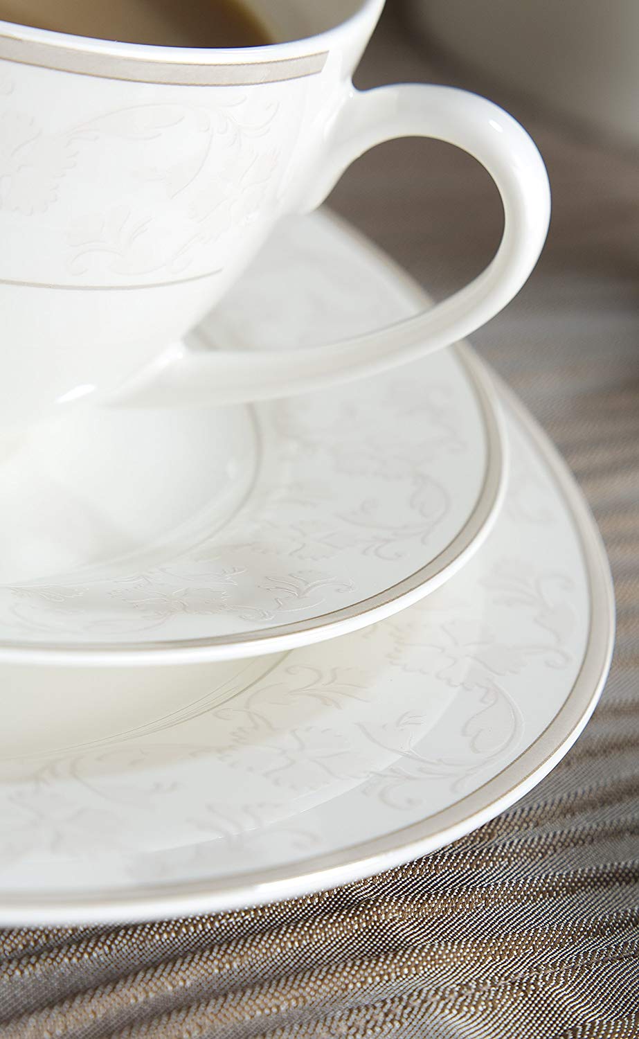 Fine China Porcelain White with Ornamental Design bone china weiß mit ornamenten 37 x 26 x 25 cm Ritzenhoff & Breker Isabella Table Service 12-Piece Set 