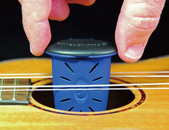 MusicNomad MN302 Humilele Ukulele Humidifier - Image 4