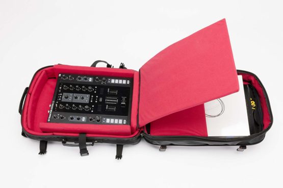 Magma Extra Large Riot DJ Backpack - Image 4