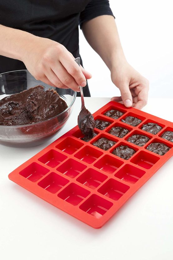 Lékué 24 Cavity Mini Brownie Mould, Red - Image 3