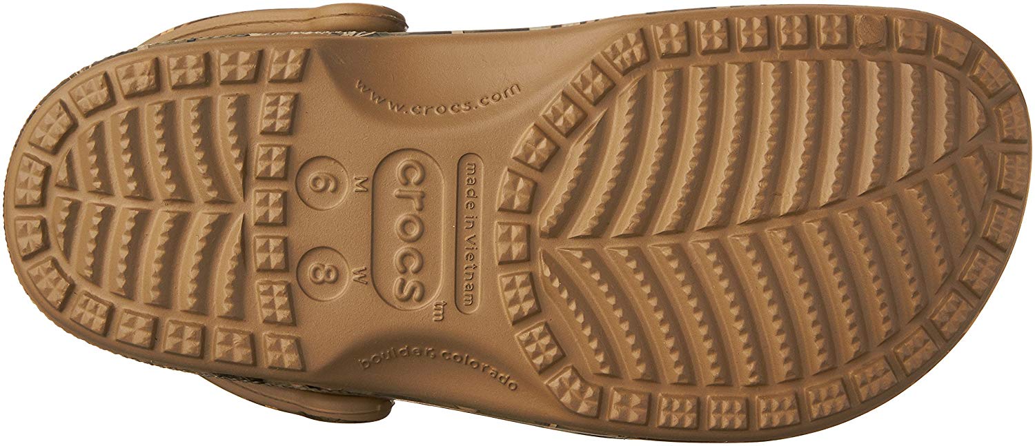 Crocs Unisex Adult Classic Realtree Clogs, Brown (Khaki) 9 UK Men/ 10 UK Women - Image 4