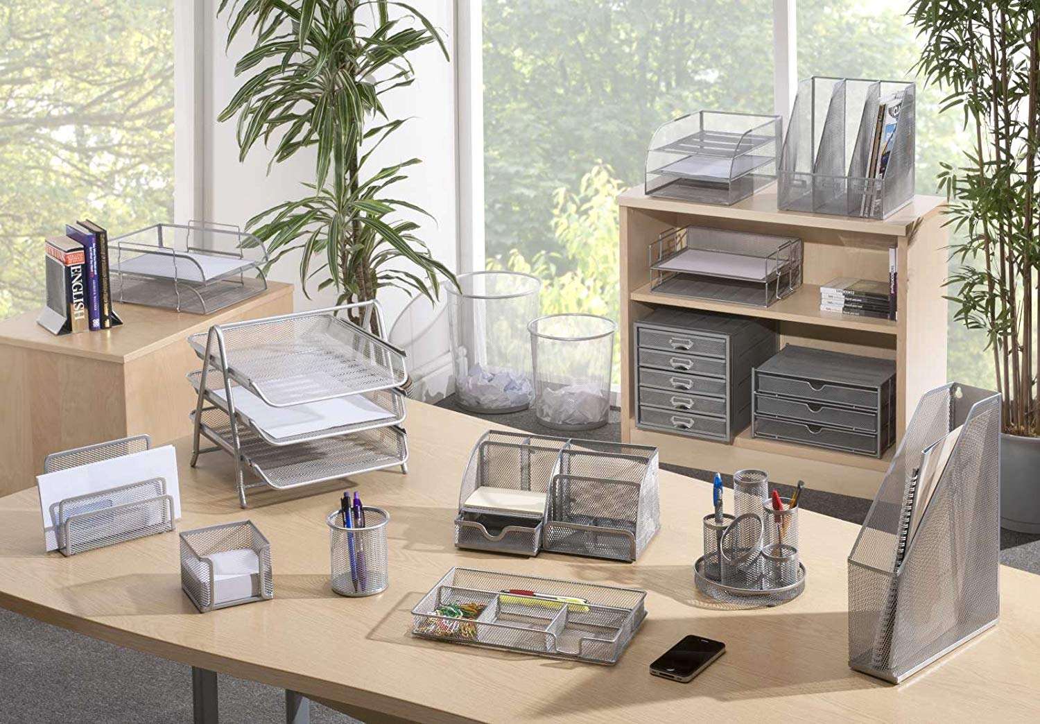 OSCO Wiremesh Magazine Rack, High-Density Steel Wire Mesh Desk File & Magazine Holder with Rubber Feet - Image 2