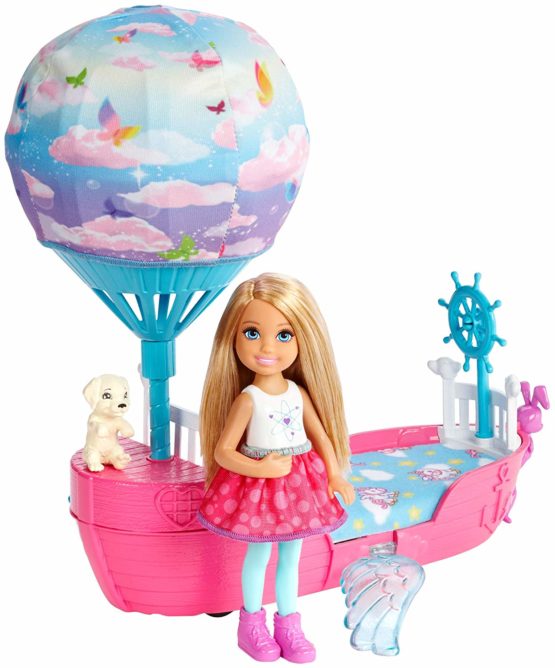 Barbie Dreamtopia, Chelsea’s Dreamboat with Doll and Flapping Wings, Toy Vehicle, Gifts for Children Aged 3+ DWP59 [Old Model]
