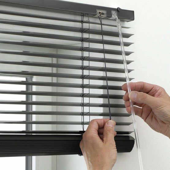 GARDINIA Aluminium Venetian Blinds, Visibility, Light and Glare Protection, Wall and Ceiling Mounting, Mounting Kit Included, Aluminium Venetian Blinds, Slate Grey, 70 x 175 cm (WxH) - Image 2
