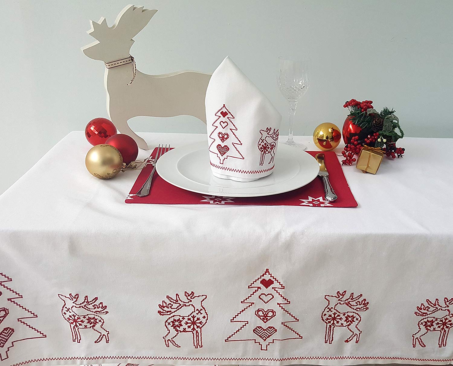 Ragged Rose Mattie Red Xmas mats, Cotton, 26 X 36 cm - Image 2
