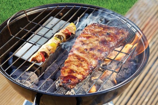 KitchenCraft Home Made Stainless Steel BBQ Smoker Box, 22.5 x 9 x 4 cm - Image 4