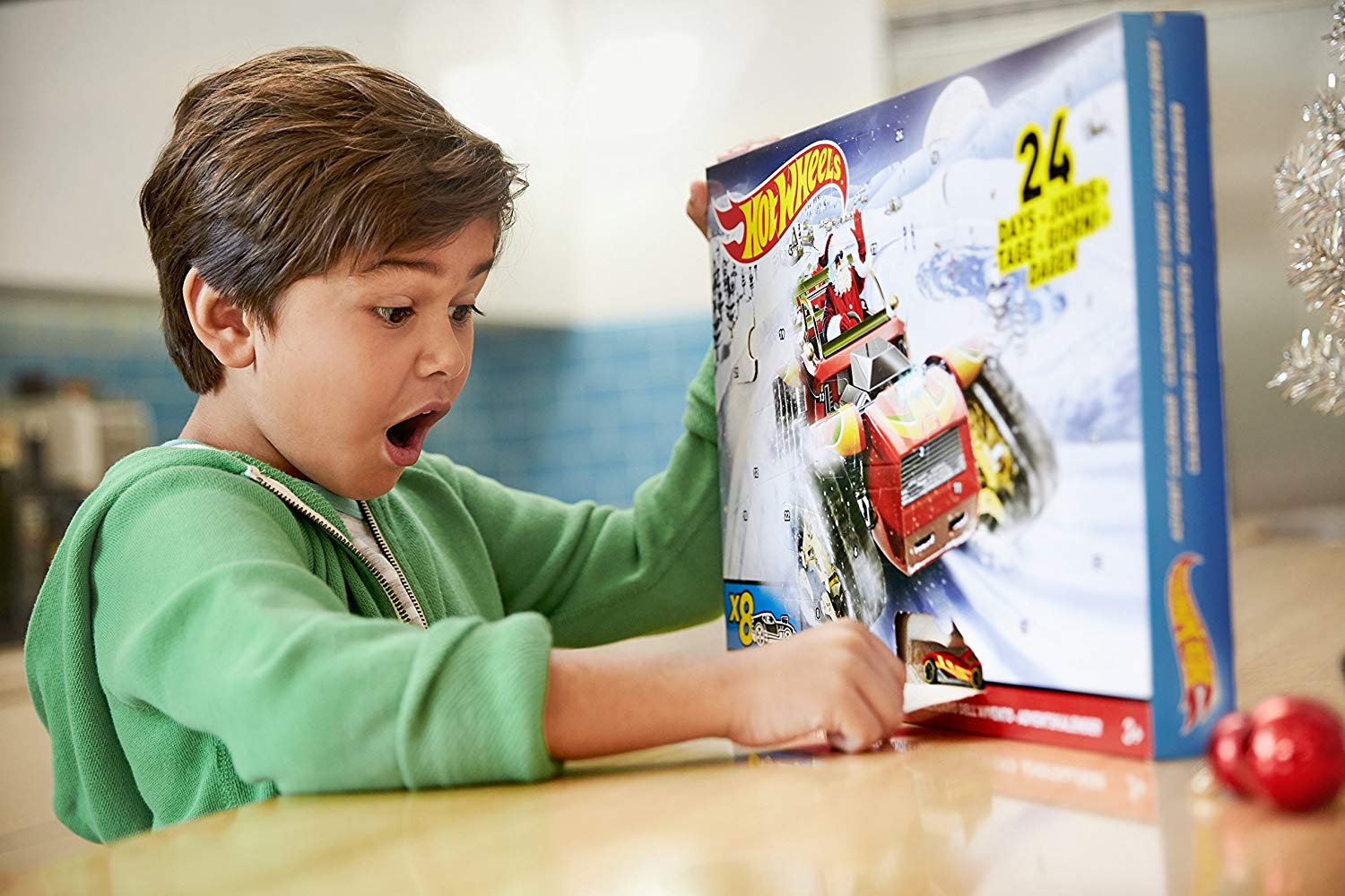 Hot Wheels DXH60 Advent Calendar 2017 - Image 4
