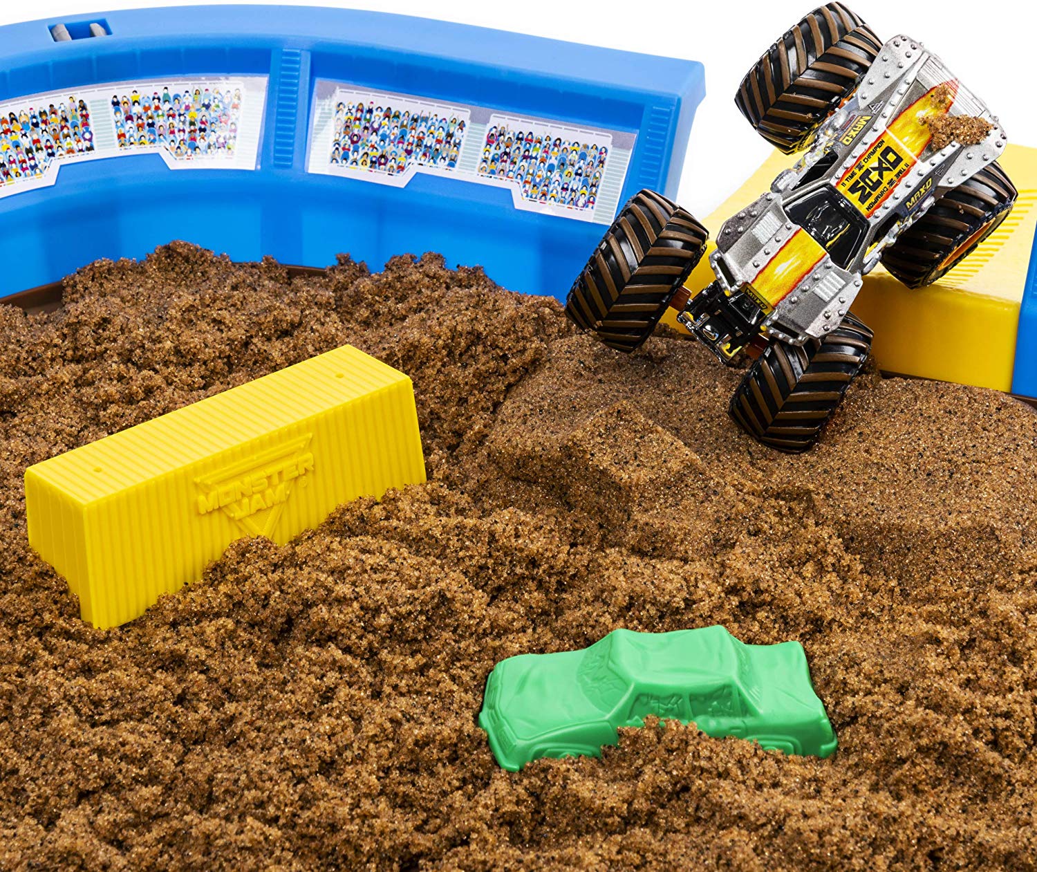 Monster Jam Monster Dirt Arena 61-cm Playset with 907.2 g of Monster Dirt and Exclusive 1:64 Scale Die-Cast Monster Jam Truck - Image 4