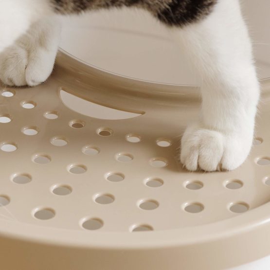Iris Ohyama, Cat litter tray with perforated lid, no odor & litter spill, large entrance ø 22.9 cm, scoop included, for cat - Top Entry Cat Litter Box TECL-20 - White - Image 4