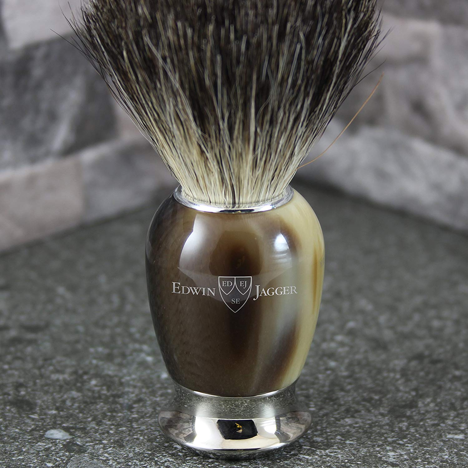 Edwin Jagger S81M582BAMZ Imitation Light Horn & Nickel Classic Shave Set including Pure Badger Shaving Brush and Mach 3 Razor for Shaving Cream or Soap for Men - Image 4