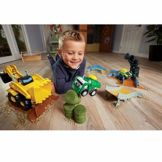 Little Tikes Slammin' Racers Scrapyard Derby Playset - 15+ Feet Per Slam - With Exclusive Truck & Obstacles - Image 2