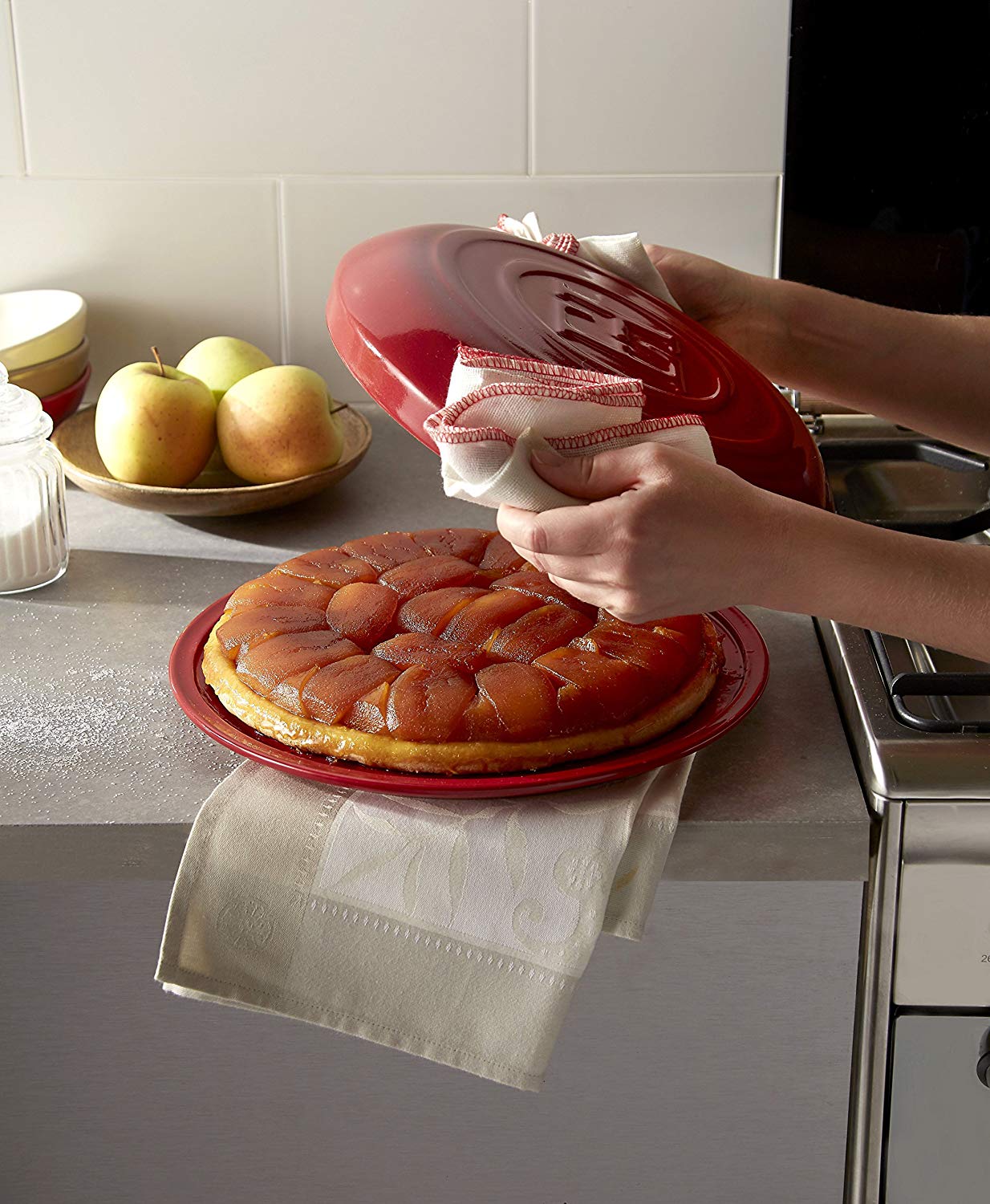 Emile Henry Set of Tarte Tatin Pie Plates, Ceramic, Burgundy, 33x28x5.2 cm - Image 3