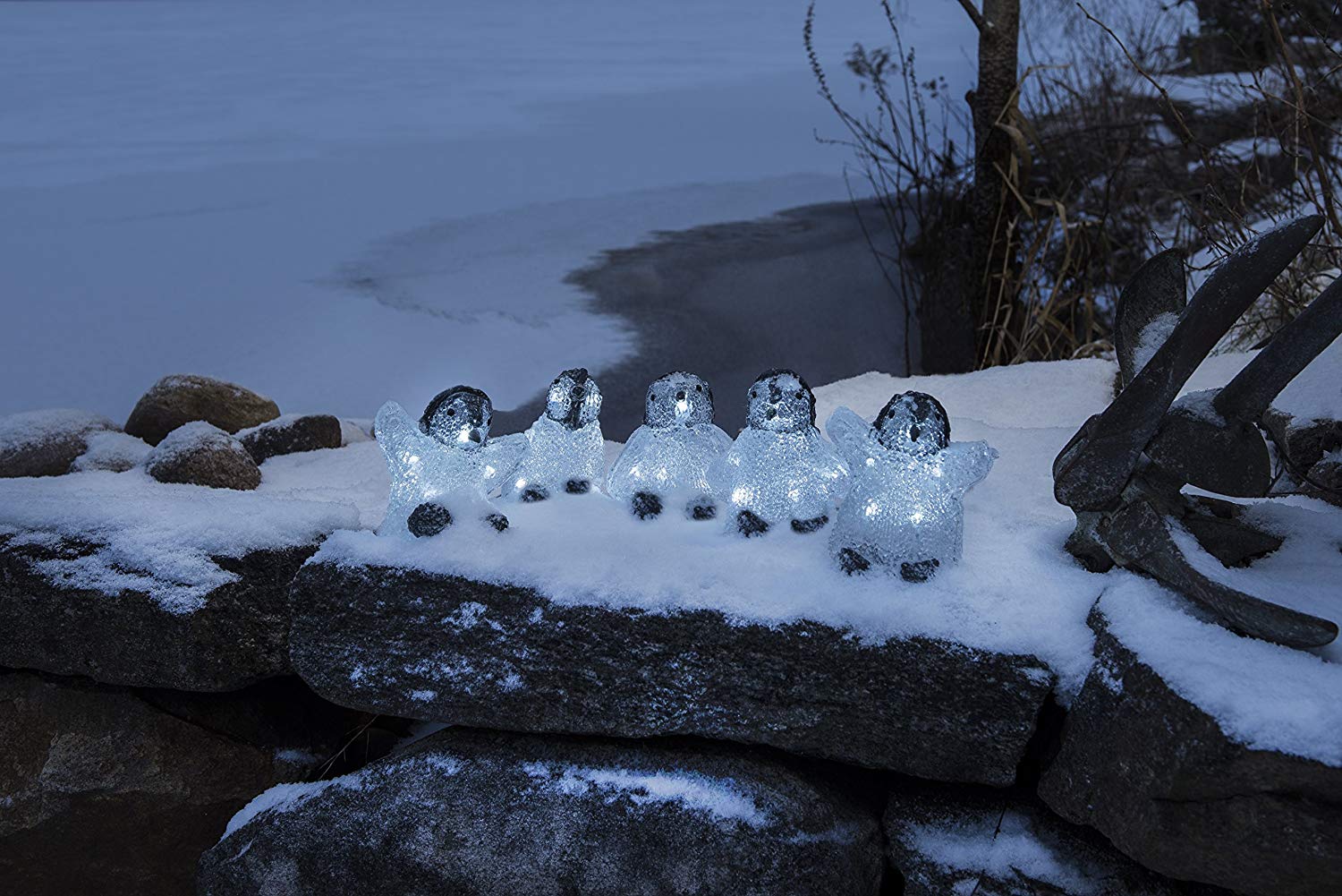 Konstsmide Outdoor Christmas Decorations / Outside Lights LED Acrylic Decoration "Five Baby Penguins" / Outdoor Lighting (IP44) / 40 Ice White LEDs / Transparent Cable - Image 4