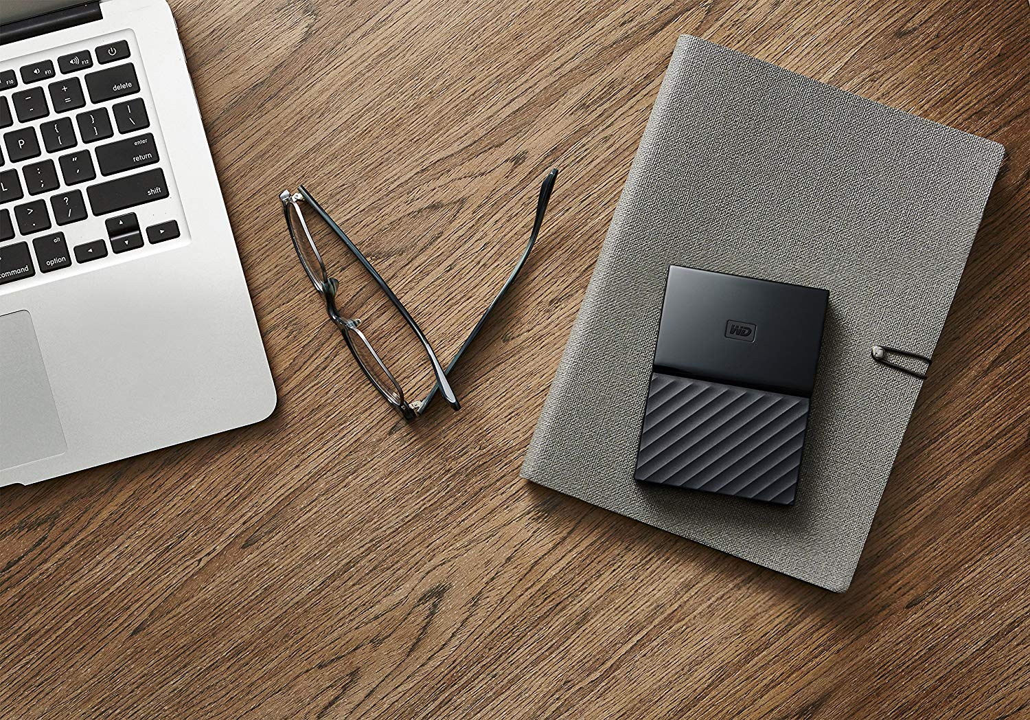 Western Digital My Passport for Mac 2 TB Portable Hard Drive with Type-C Cable - Black - Image 4
