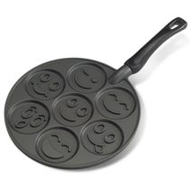 Nordic Ware Smiley Face Pancake Pan, Cast-Aluminium Pancake Frying Pan, Pancake Pan for 7 Pancakes, Mini Pancake Maker - Black