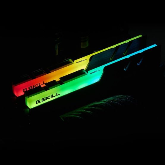 Gl TridentZ RGB Series - DDR4-32 GB: 2 x 16 GB - DIMM 288-PIN - ungepuffert - Image 2
