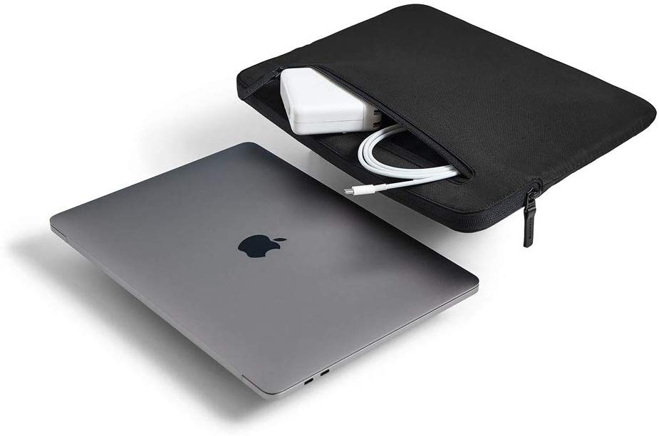 Incase Compact Laptop Sleeve with Flight Nylon, 13-inch MacBook/Laptop & iPad/Tablet Sleeve, Faux Fur Lining, Lightweight - Image 2