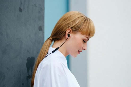 Dearear True Wireless Joyous Earphones with Carry Case - Black - Image 4