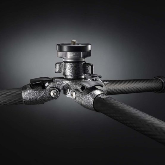 Gitzo GT0532 Series 0 Mountaineer Tripod with 3-Section - Black - Image 2