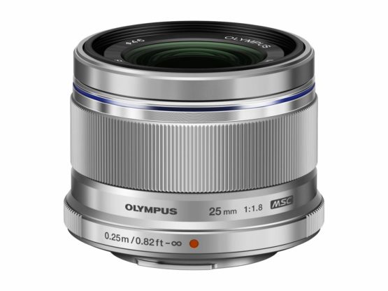 Olympus Mo Digital 25 mm F1.8 Lens, Fast Fixed Focal Length, Suitable for All MFT Cameras (Olympus OM-D & PEN Models, Panasonic G-Series), Silver