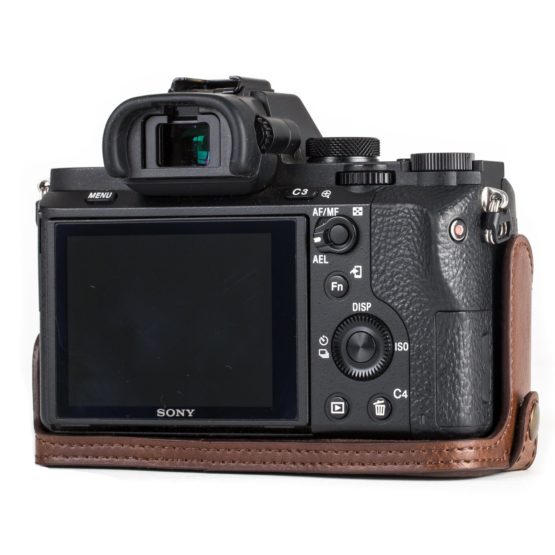 MegaGear Ever Ready Leather Camera Half Case compatible with Sony Alpha A7S II, A7R II, A7 II - Image 3