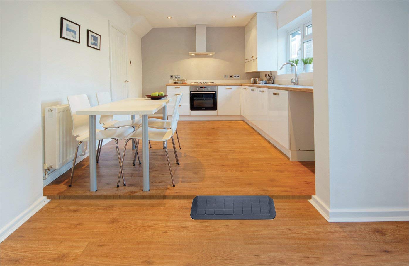Aidapt Rubber Threshold Ramp 1070x200mm.No Fixing Required,Kerbs,Doorways,Split Level Rooms,Wheelchair,Scooter,Rollator,Walking Frame,Disability Access Ramp,Non-Slip,Cut to Size,Durable,Hard Wearing - Image 3