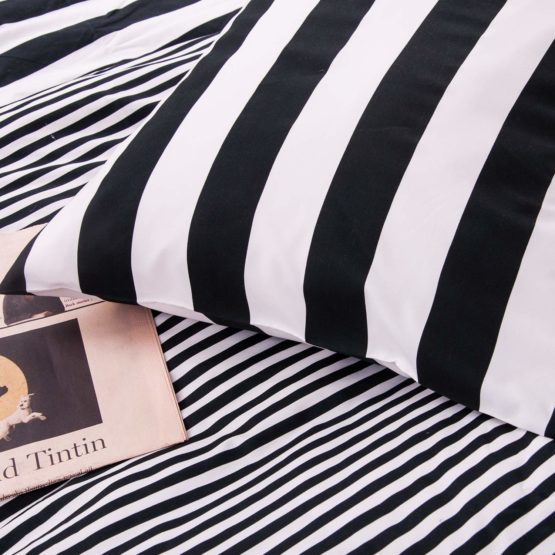 NTBAY 3 Pieces Microfiber Striped Duvet Cover Set, Ultra Soft Zipper Closure, Black and White, Double - Image 3