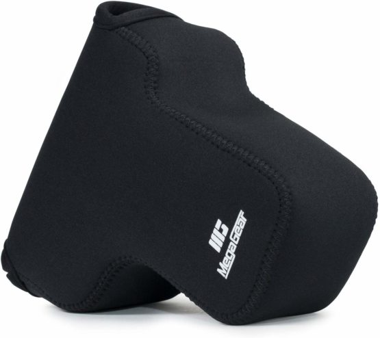 MegaGear Ultra Light Neoprene Camera Case compatible with Nikon Coolpix P900, P900S - Image 3