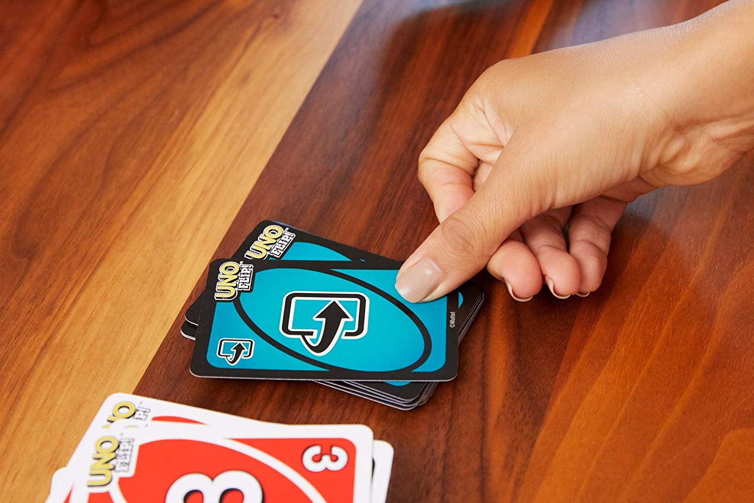 Mattel Games UNO FLIP! Family Card Game for Adults Teens & Kids, Double-sided Deck with Special Flip Card, 112 Cards - Image 2