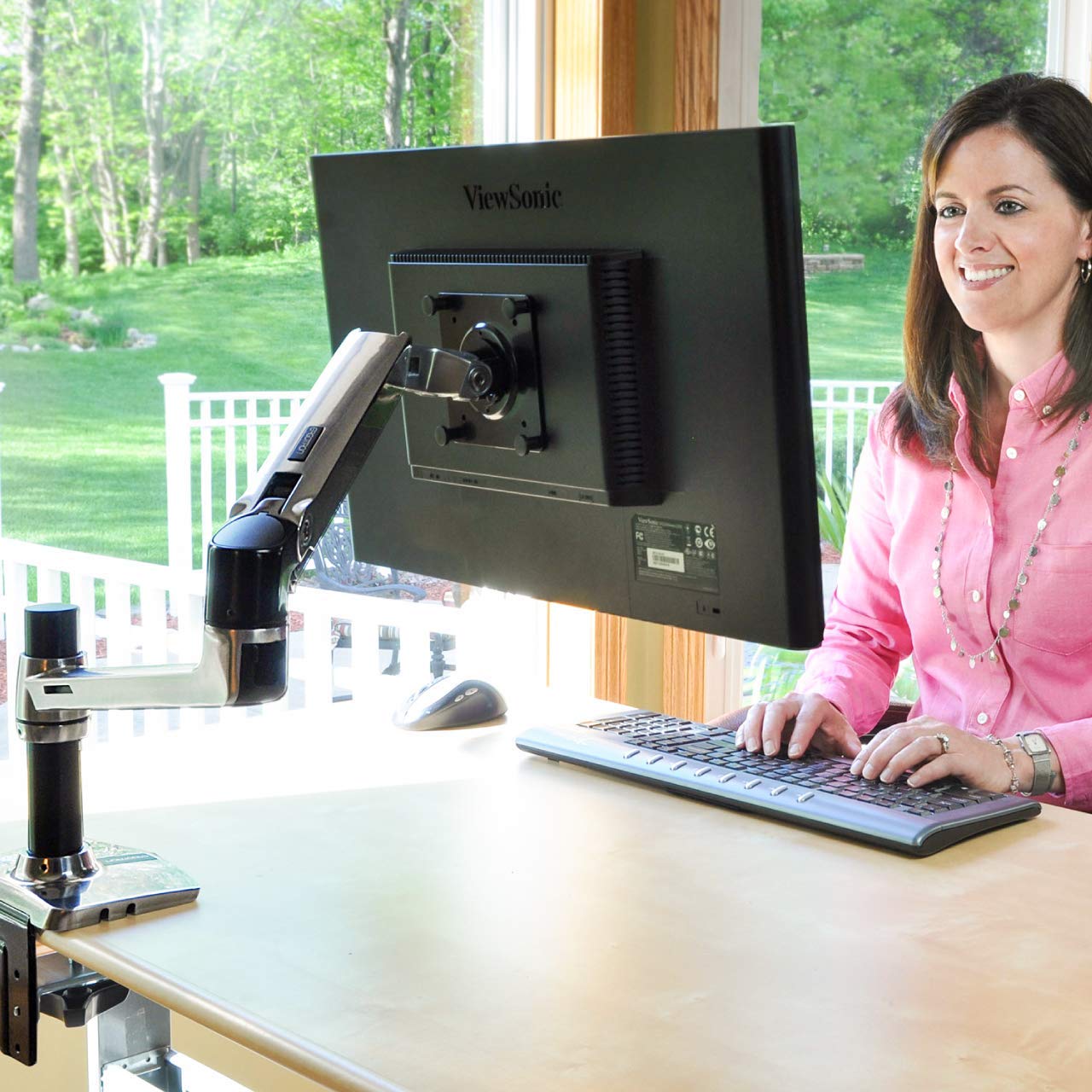 Ergotron, LX Premium Monitor Arm, Single Monitor Desk Mount, fits Flat Curved Ultrawide Computer Monitors up to 34 Inches - Image 2