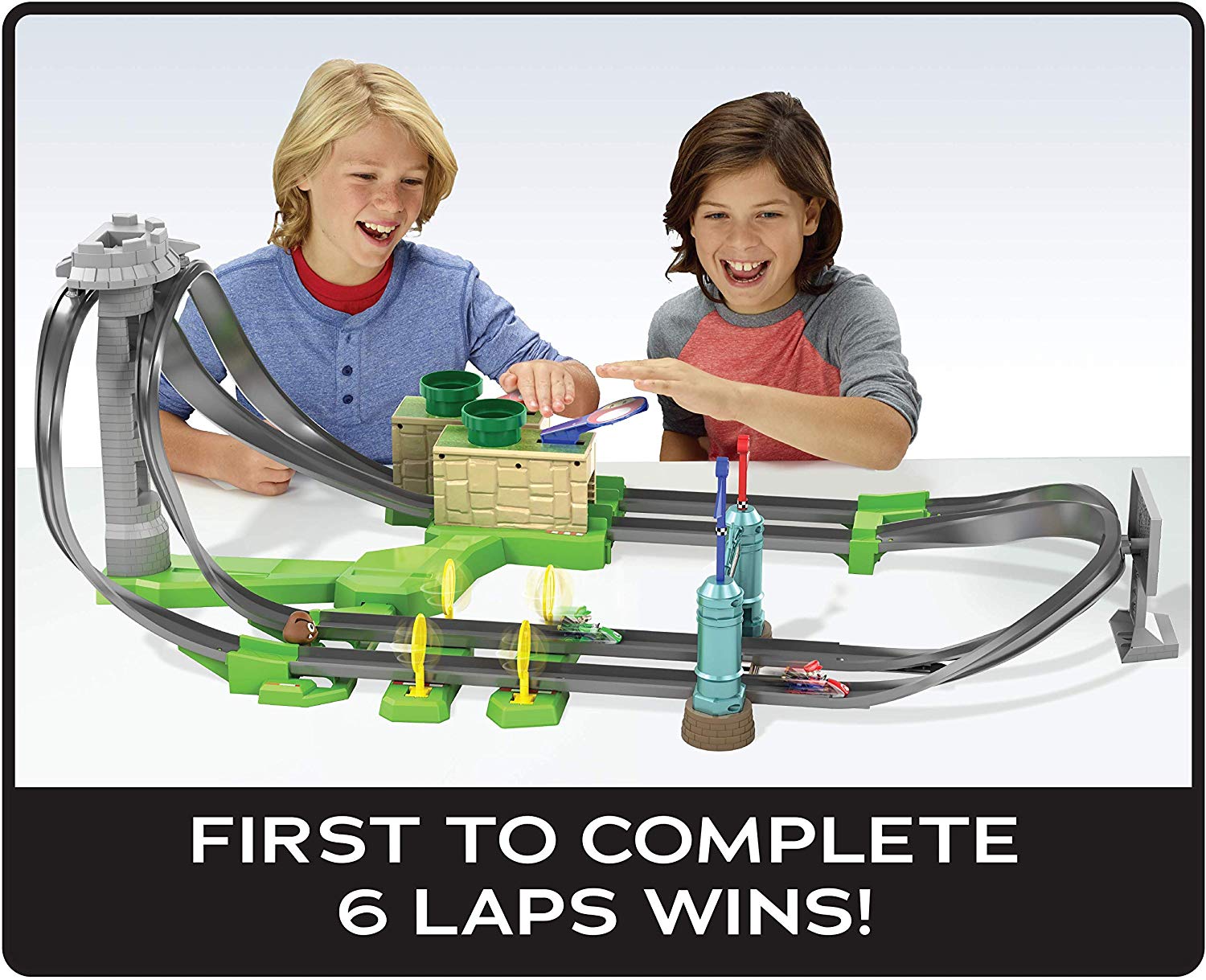 Hot Wheels GHK15 Mario Kart Circuit Track Playset with 164 DieCast