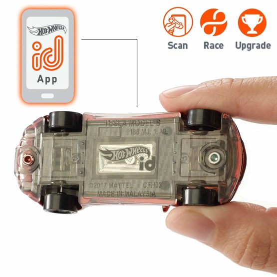 Hot Wheels ID Tesla Model S - Image 2