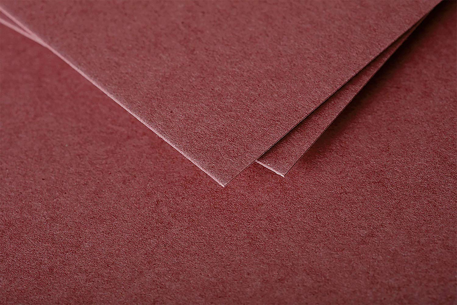 Clairefontaine 60180C Pack of 20 Gummed Envelopes Format 12,5x13,8cm 120g/m² Colour Burgundy Invitation Event Correspondence Range Pollen Premium Smooth Paper - Image 2